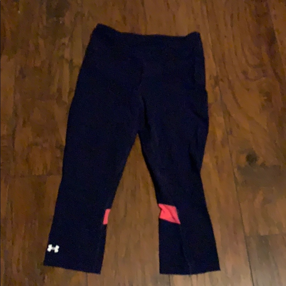 Under armor capris